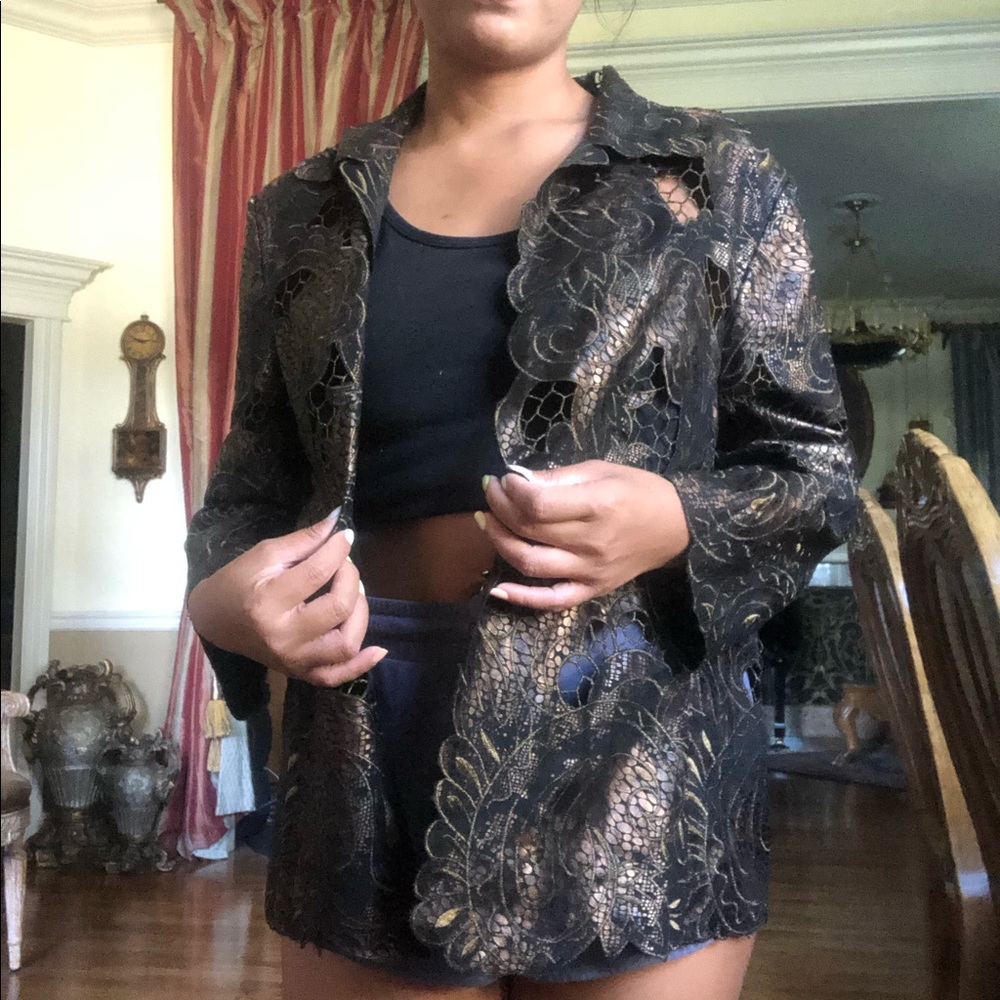 Chico’s lace scalloped edge blazer